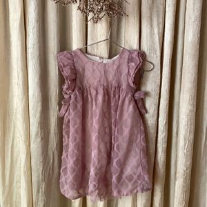 Boutique • Flutter Dress